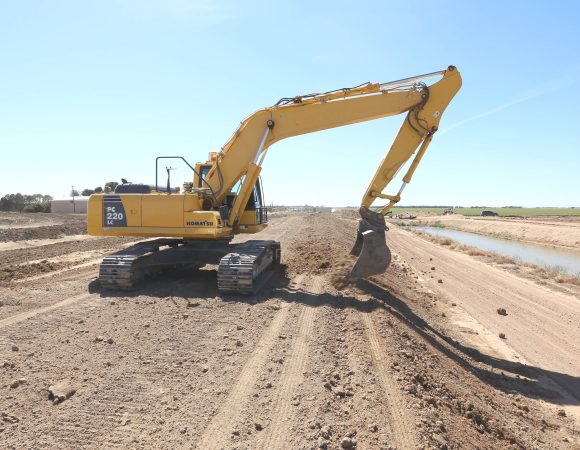 excavator Dam_5D3V3987 v2